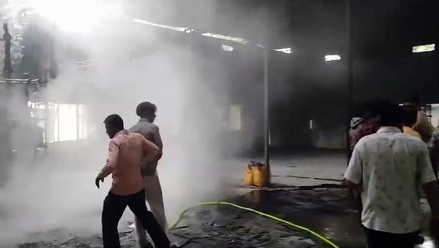 फार्मा कंपनी में रखे ,केमिकल में लगी आग,एक मजदूर की मौके पर ही मौत