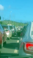 VÍDEO: Perseguição policial causa engarrafamento em Salvador