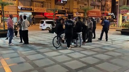 Burdur'da iki grup arasında çıkan kavgada 1 genç bıçaklandı