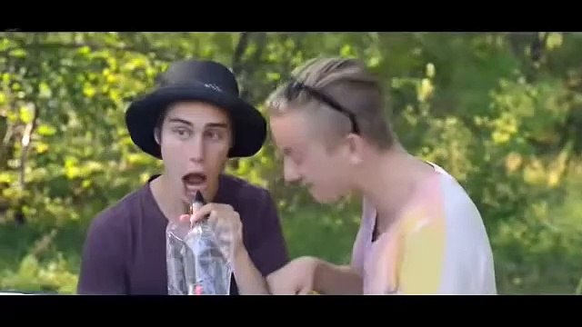 Konsten att få sin mamma att gråta | movie | 2014 | Official Trailer