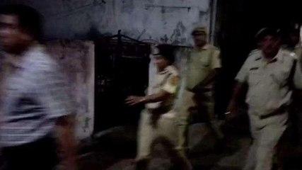 कॉलेज छात्रा से छेड़खानी के बाद बवाल, दुकान व बाइकों को किया आग के हवाले, युवक ने किया सरेंडर
