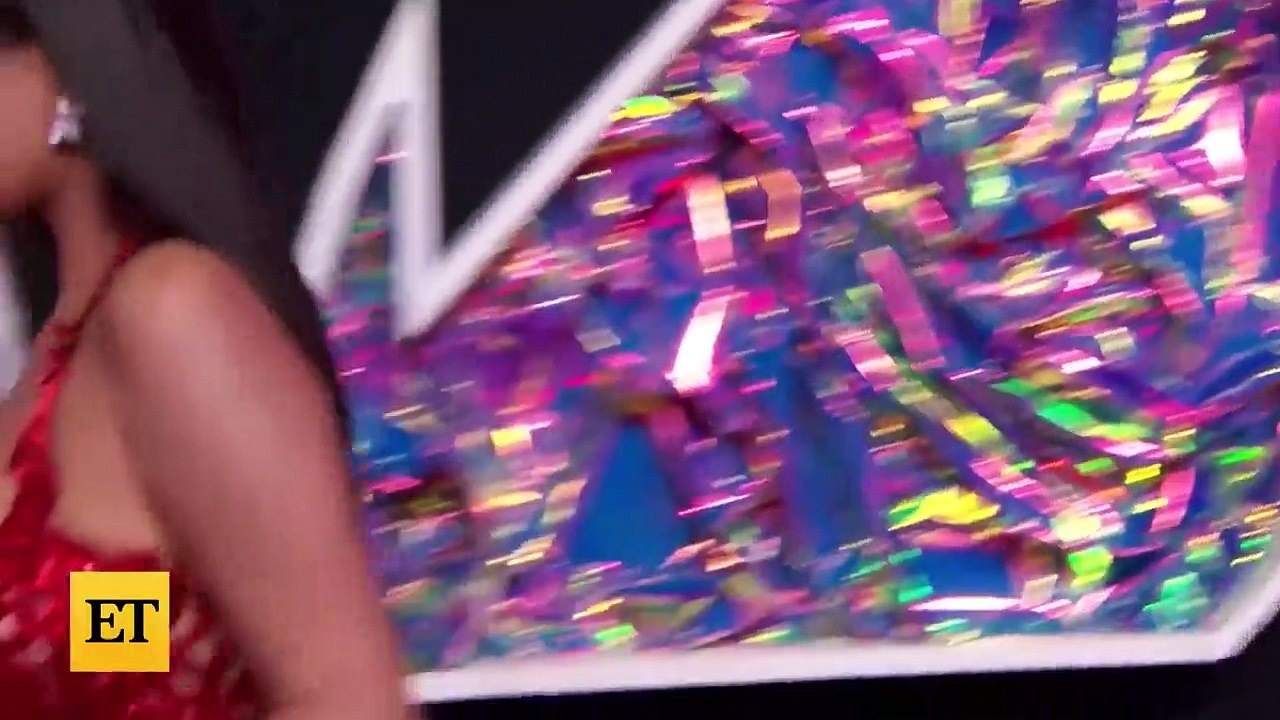 VMAs 2023_ Selena Gomez is RED HOT on the MTV VMAs Red Carpet