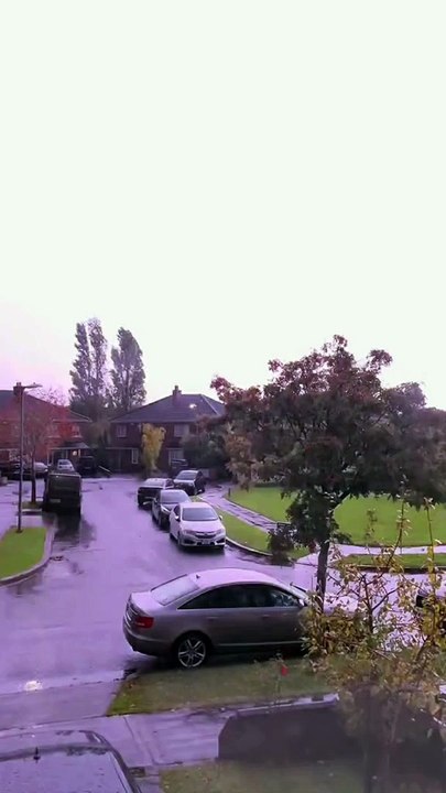 Captivating Nighttime Spectacle: Lightning Illuminates the Darkness with Dazzling Brilliance!