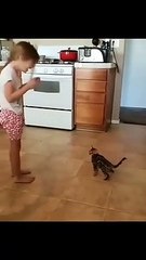 وقت تحاول تطبق درس لياقة بالبيت - When you try a fitness class at home