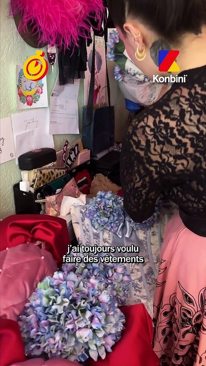 On a fait un tour dans l'atelier de Miss Boo, la styliste des plus grandes queens, et elle nous a partagé sa plus grande passion : créer des vêtements ✨ Ses tenues seront visibles durant la tournée des Drag Race France Saison  2