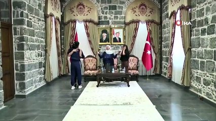 Bakan Yerlikaya, 1 örgüt mensubunun daha güvenlik güçlerine teslim olduğunu duyurdu