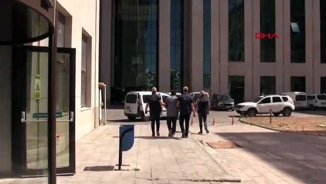 PKK'dan Kaçan 2 Terör Örgütü Mensubu Habur Sınır Kapısı'nda Teslim Oldu