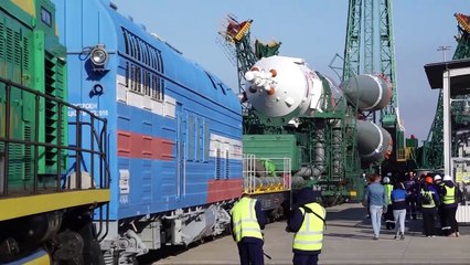 EXPEDITION SPACE STATION CREW’S SOYUZ ROCKET ROLLS TO THE PAD