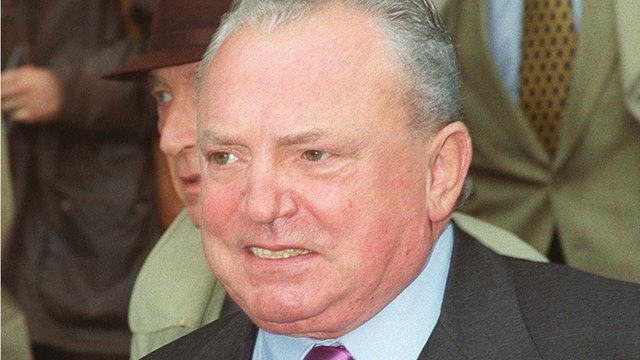 GALA VIDEO - Jacques Martin blessé et caché : ses derniers jours racontés par sa fille