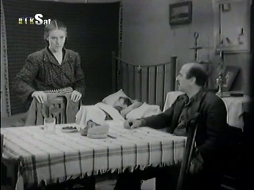 ΠΙΚΡΟ ΨΩΜΙ - 1951 - TVRip - 720x560 - video Dailymotion