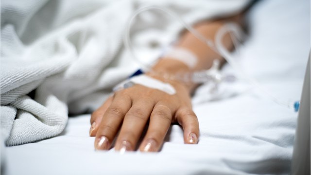 Woman hospitalised with brain swelling after sniffing dangerously spicy peppers