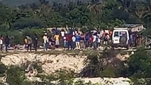 Haitianos lanza piedras a equipos extraen materiales del río Pedernales