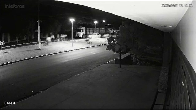 Vídeo mostra atropelamento que deixou mulheres e bebê feridos no Paraná