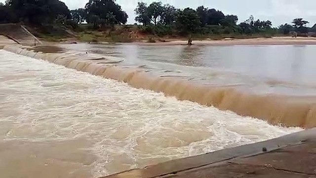 जगदलपुर में हादसा.. नदी में बह गईं मां समेत 2 बच्चियां, एसडीआरएफ ने एक को बचाया, दो की तलाश जारी