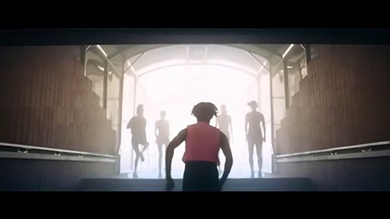 Life Is Not A Competition But I'm Winning Trailer OV