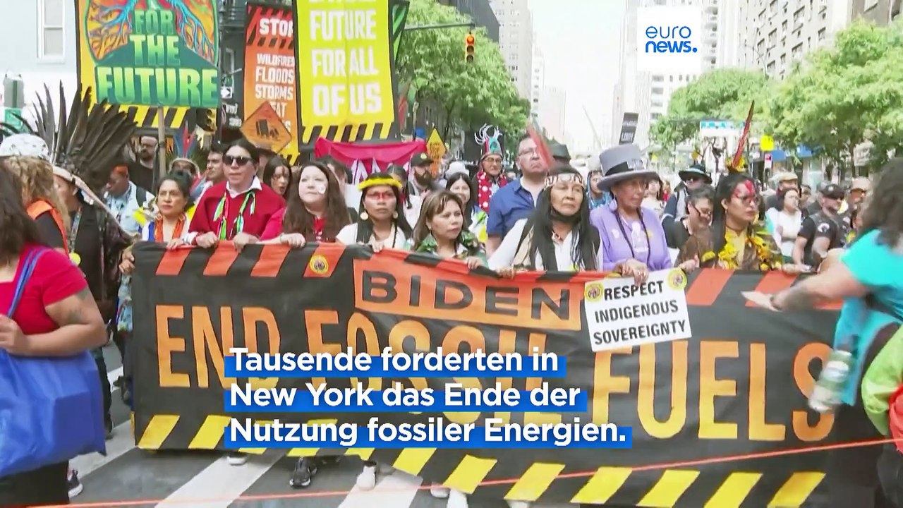 Tausende fordern in New York das Ende der Nutzung fossiler Brennstoffe