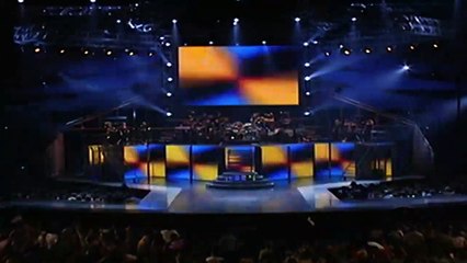 JENNIFER LOPEZ — band introductions ● JENNIFER LOPEZ IN CONCERT: “LET'S GET LOUD” | (2000)