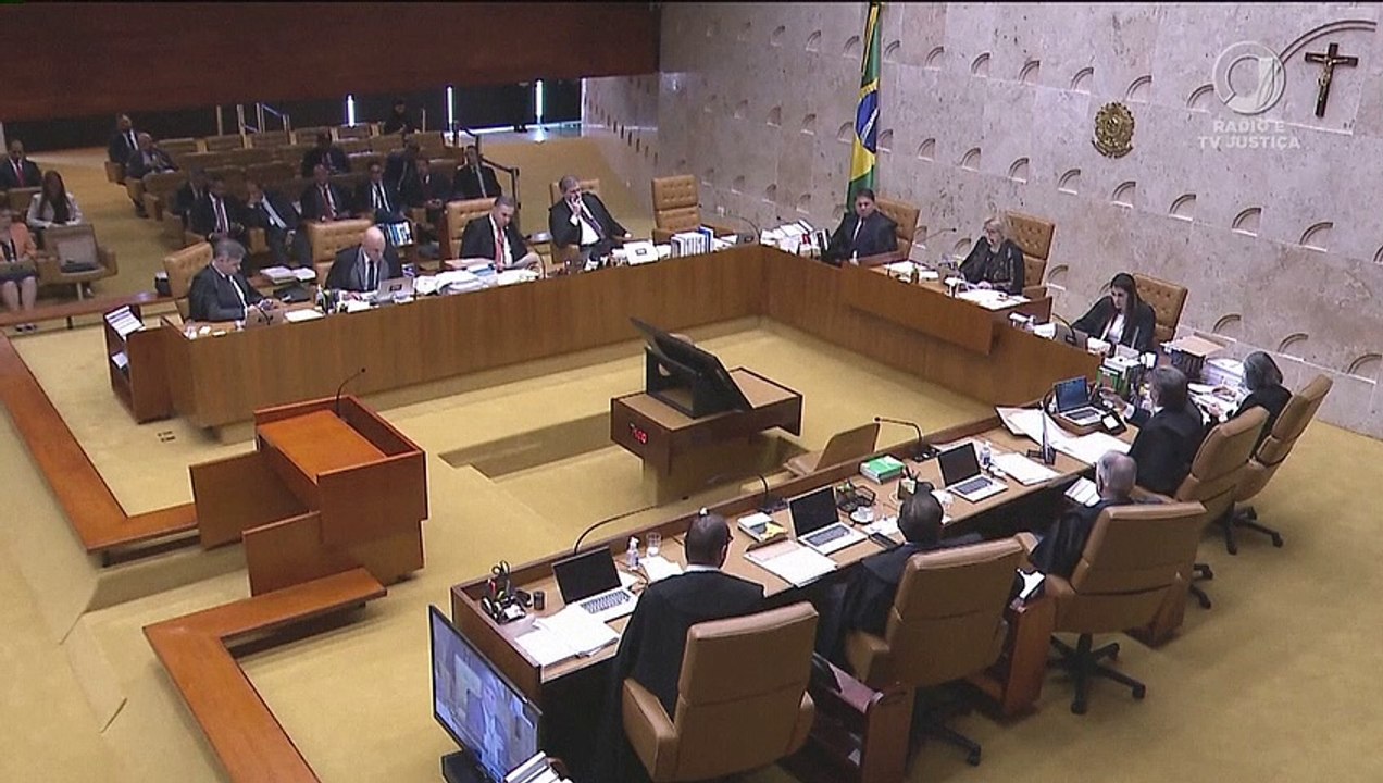 'Um claro atentado à democracia e ao Estado de Direito'