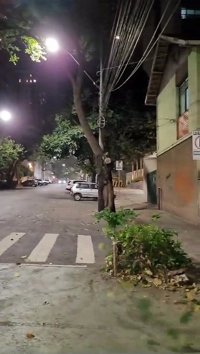 Belo Horizonte está em alerta de rajadas de ventos fortes para as próximas duas horas.