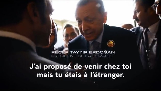 Fransa Cumhurbaşkanı Emmanuel Macron ve Cumhurbaşkanı Recep Tayyip Erdoğan G20 Zirvesi kapanışında ayaküstü sohbet etti