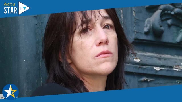 Charlotte Gainsbourg en deuil son pas vers son frère Lulu Gainsbourg qui lui a redonné le sourire