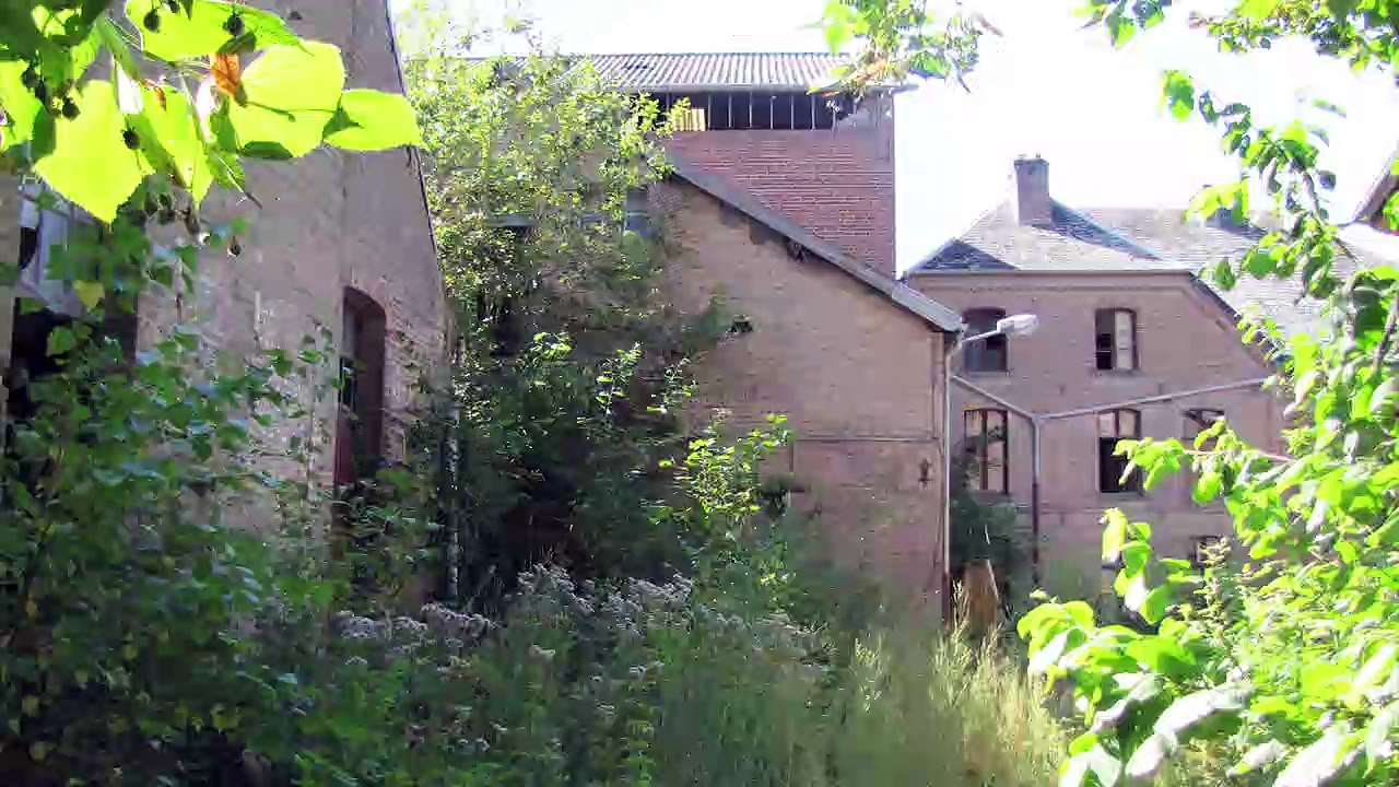 magazine _ les ruines des Ets Simons du 09 09 23