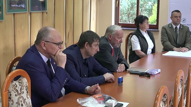 Podpisanie porozumienia ws. dróg - Lasy Państwowe - samorządy pow. złotowskiego