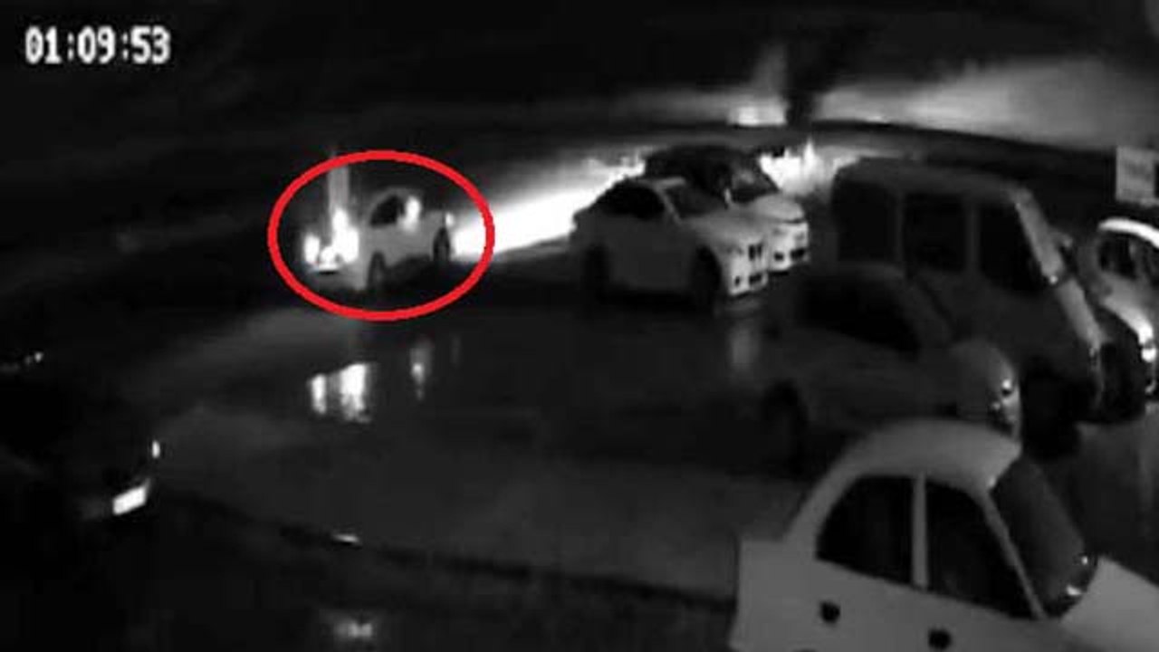 Avukatın aracına silahla ateş açıldı; o anlar kamerada