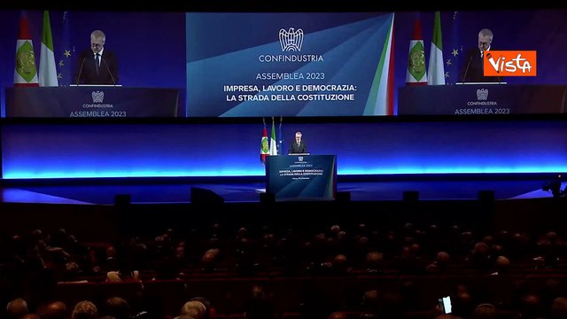 Applauso di Confindustria per Mattarella, Bonomi: Capo Stato continui a essere garante Costituzione