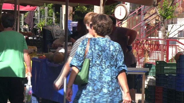 Πιο άδειοι και λιγότεροι οι πάγκοι των λαϊκών αγορών - Αισθητές θα γίνουν οι ελλείψεις από τις καταστροφές στη Θεσσαλία