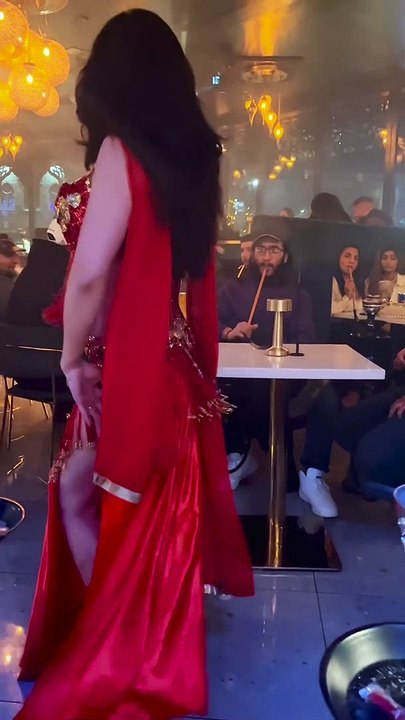 Dubai Cafe Dance