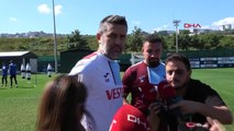 Trabzonspor Teknik Direktörü Bjelica: Transfer süreci devam ediyor