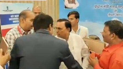 स्वागत नहीं हुआ तो आगबबूला मत्स्य कल्याण बोर्ड के अध्यक्ष, किया जमकर हंगामा