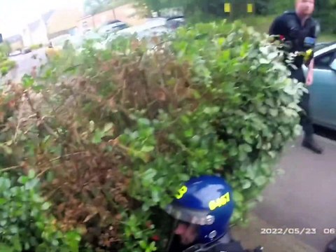 Police raid drug dealers home and use STINGER to stop vehicle