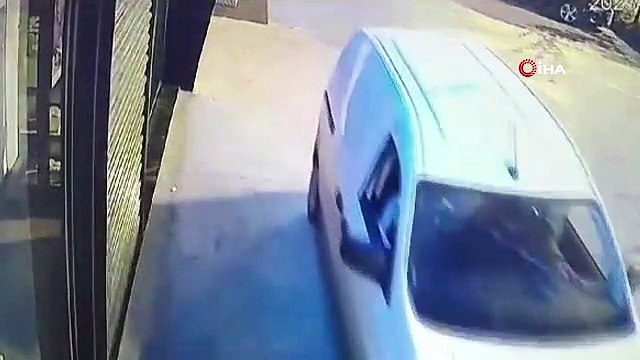 İstanbul'da Su Arıtma Cihazı ve Elektronik Eşya Çalan Şüpheliler Yakalandı