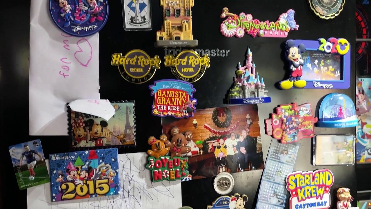 Bragging Rights | Collections: Rare punk vinyl, Lost Glasgow, Disney, a Harry Potter toilet & more!