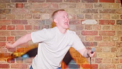 Karl Porter, « the slow-motion guy » - Foot - ANG - WTF