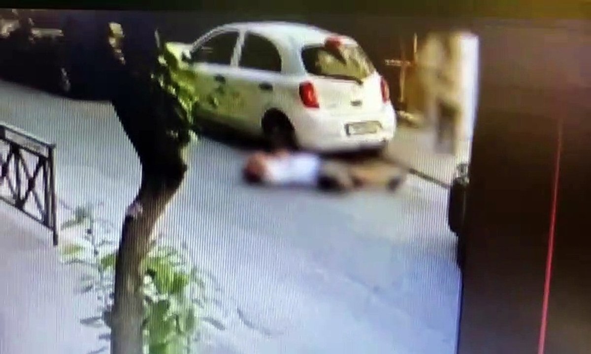 Video +18/ Publikohen pamjet e vrasjes së shqiptarit në Greqi
