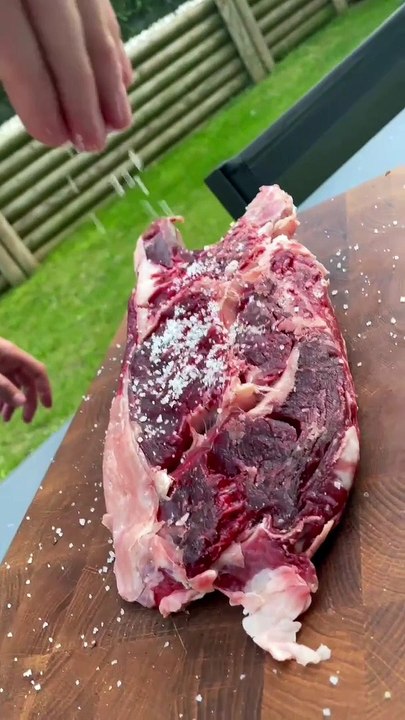 Petit betisier avec @leo.bergine on a bien rigolé  #fun #betisier #joke #duo #try #firsttime #recette #cuisine #bbq #barbecue