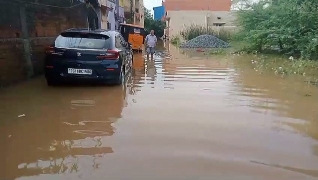 भादो में जमकर बरसे बादल, रातभर हुई बारिश से कई क्षेत्र हुए जलमग्न, आवागमन हुआ ठप