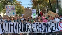 Jóvenes activistas reclaman en Viena cambios políticos para acabar con la crisis climática