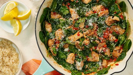 How to Make Skillet Lemon Chicken with Spinach