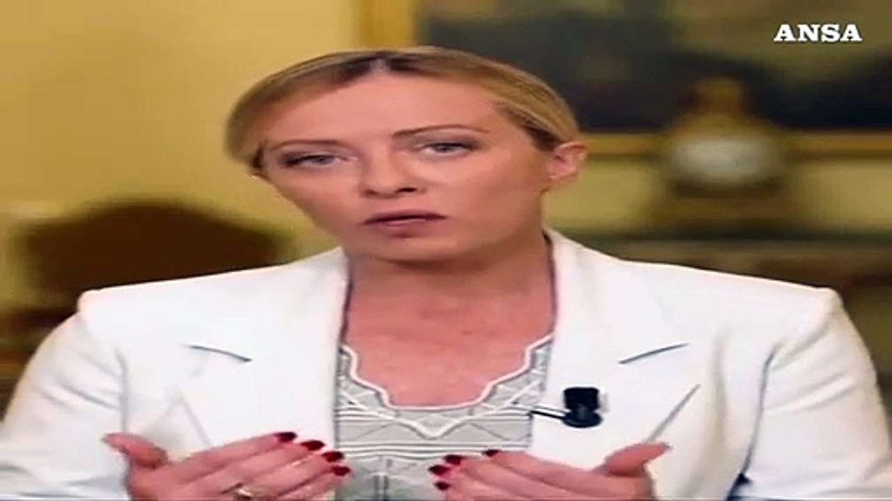 Meloni: "La pressione migratoria che l'Italia subisce e' insostenibile"