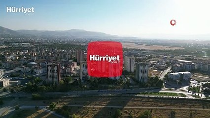 Malatya'da sıralı yıkımda bir ilk... 15 katlı 9 bina saniyeler içinde yıkıldı