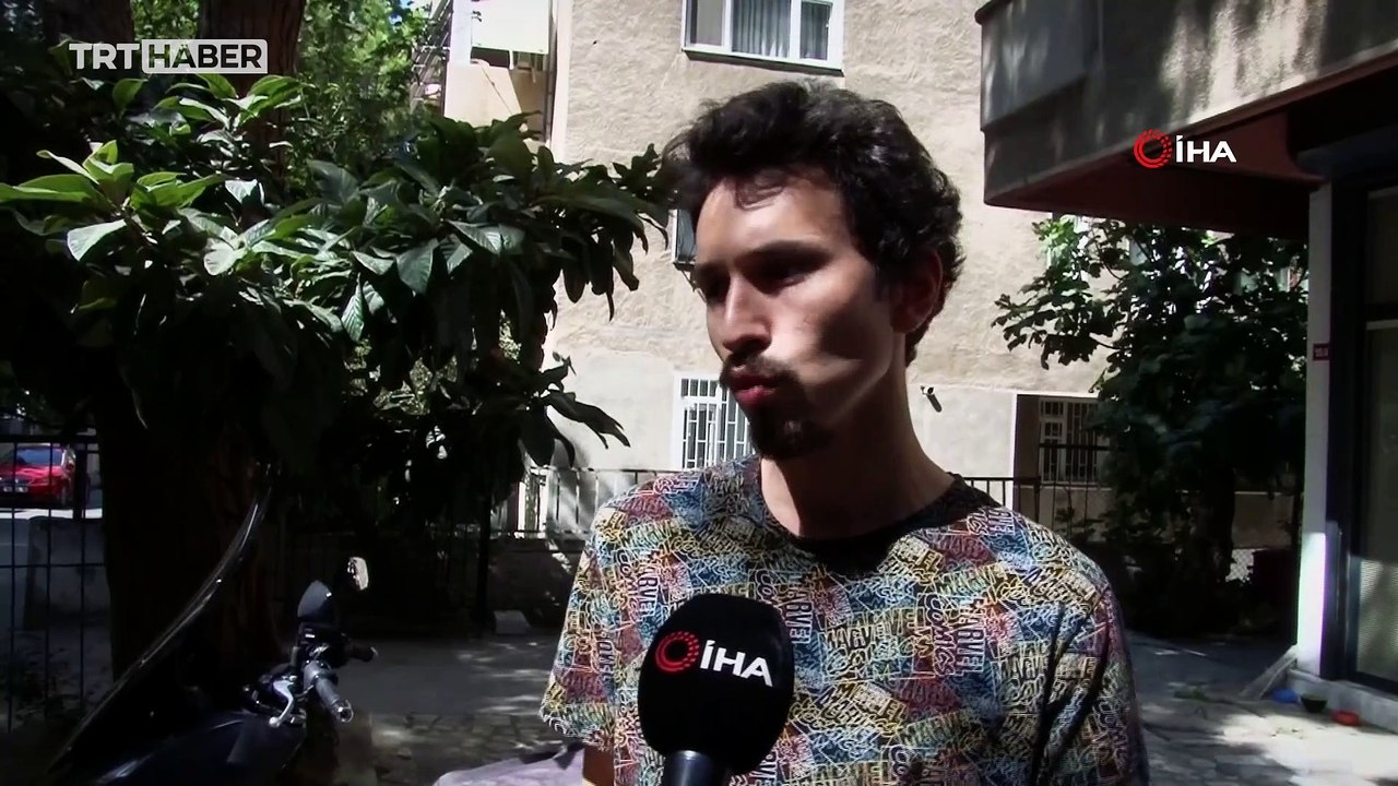 İstanbul'da filmleri aratmayan olay: Kaçan sürücüyü, motokuryenin arkasına binerek takip etti