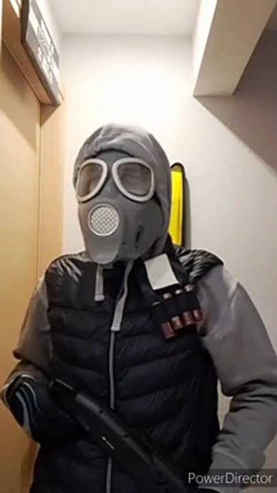 Low budget 1980s/90s Hong Kong Police SDU loadout
