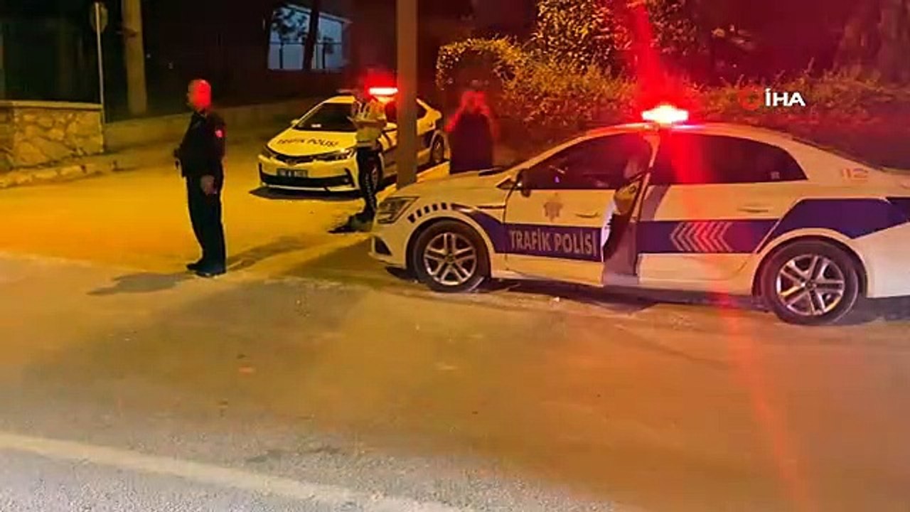 İnegöl'de motosiklet kazası: Sürücü hayatını ka...