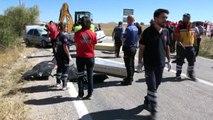 Aksaray'da Hatalı Sollama Sonucu Meydana Gelen Kazada 3 İşçi Hayatını Kaybetti