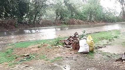 जयपुर में छाए मेघ, हल्की बारिश हुई