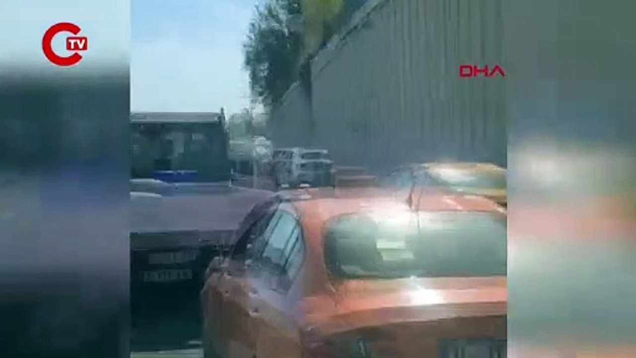 İstanbul'da trafikte 'bıçaklı' yol kavgası